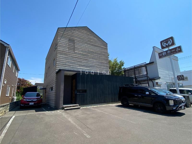 4LDK+S house in Kita Ward, Sapporo, Hokkaido - Photo 1