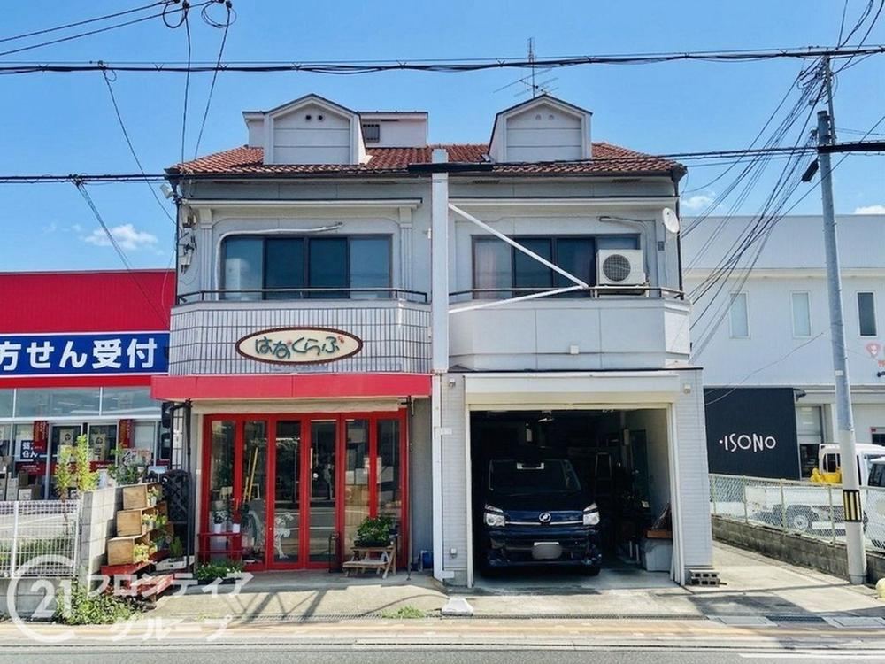 5DK house in Kadoma, Osaka - Photo 1