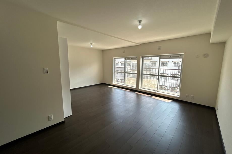 2LDK apartment in Takarazuka, Hyogo - Photo 1