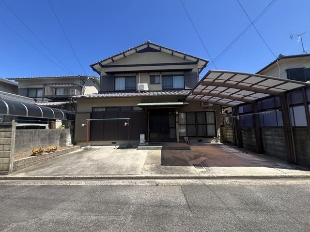 6LDK house in Takamatsu, Kagawa - Photo 1