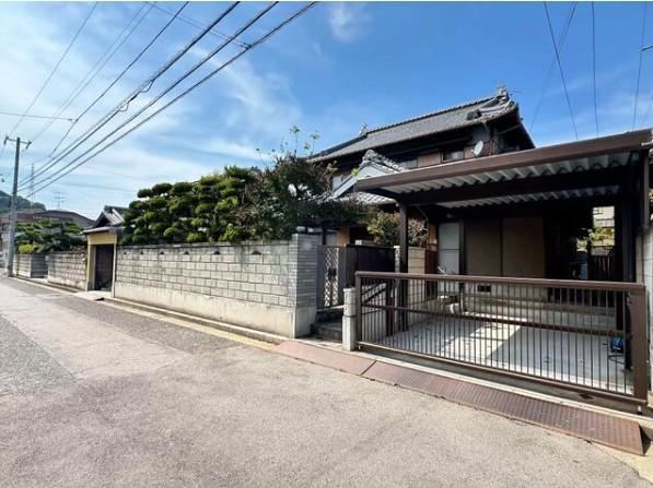 7DK+S house in Sakaide, Kagawa - Photo 1