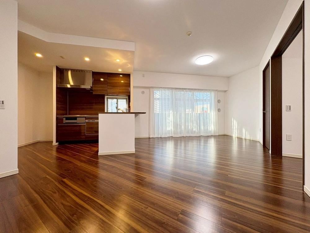 3LDK apartment in Misato, Saitama - Photo 1