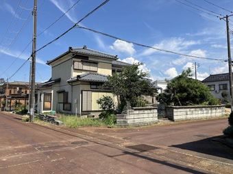 plot of land in Mitsuke