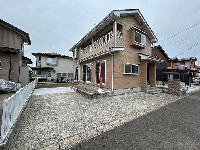 4LDK house in Taihaku Ward, Sendai, Miyagi - Photo 1