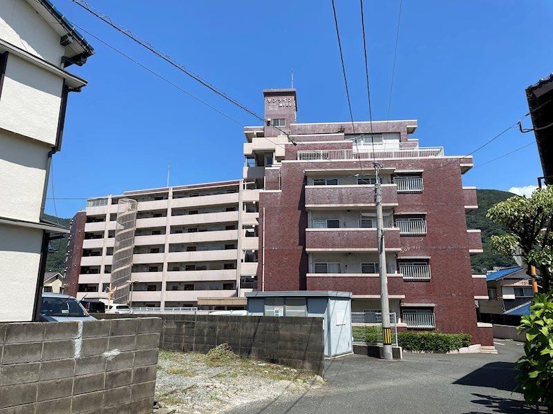 3LDK apartment in Kokurakita Ward, Kitakyushu, Fukuoka - Photo 1