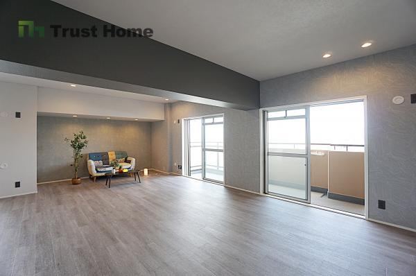 3LDK apartment in Suita, Osaka - Photo 1