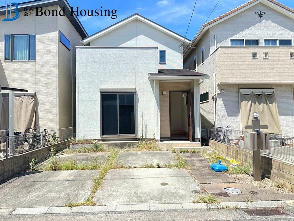 4LDK house in Nishi Ward, Kobe, Hyogo - Photo 1