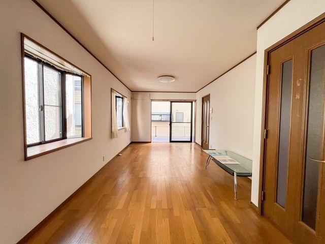3LDK house in Hachioji, Tokyo - Photo 1