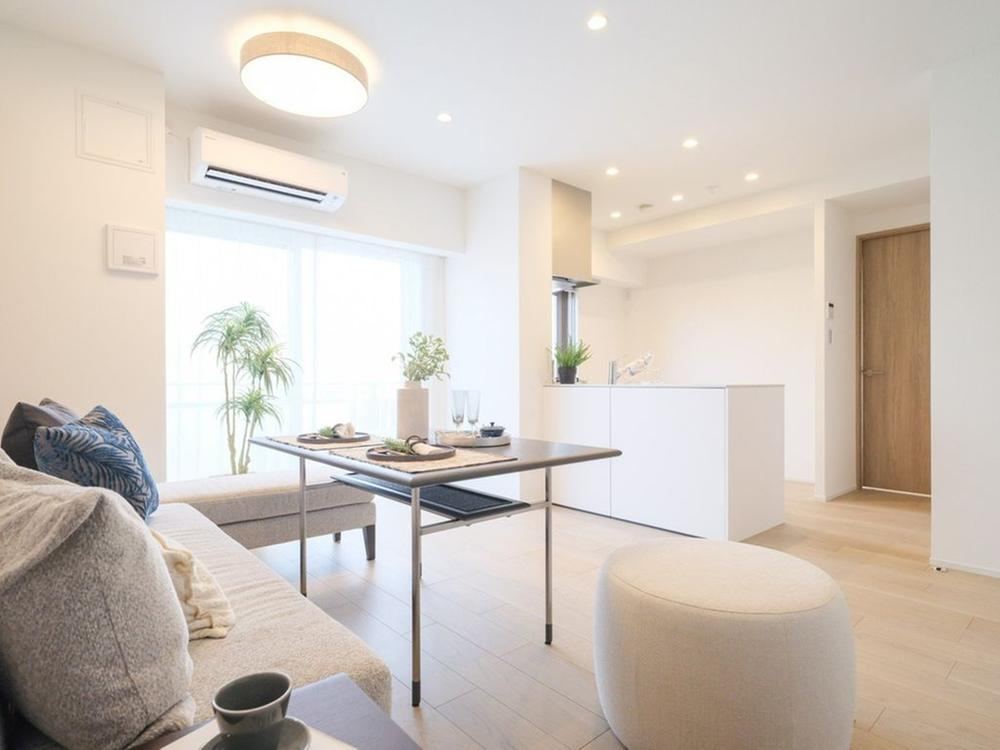 2LDK apartment in Shinagawa Ward, Tokyo - Photo 1