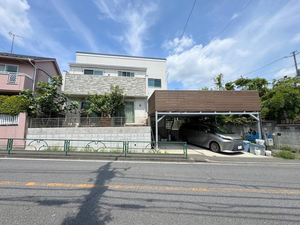 4LDK house in Setagaya Ward, Tokyo - Photo 1