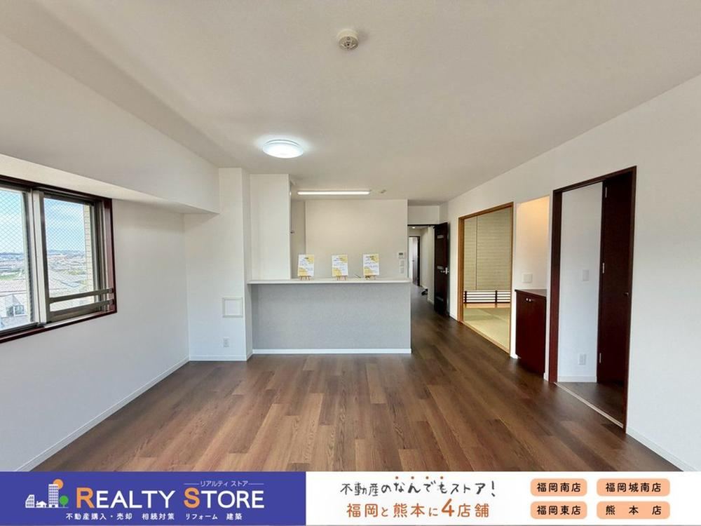 4LDK apartment in Nakagawa, Fukuoka - Photo 1