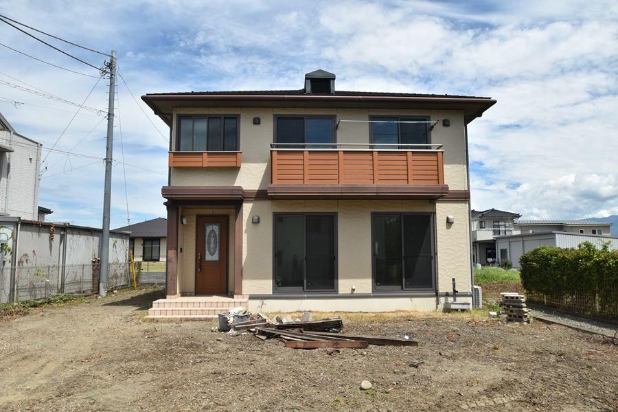 3LDK house in Minamialps, Yamanashi - Photo 1