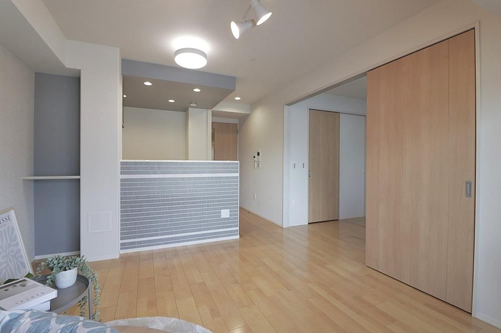 2LDK apartment in Kita Ward, Osaka - Photo 1