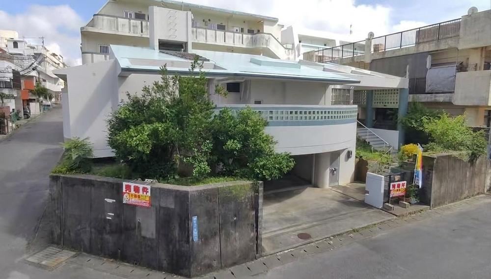 3LDK house in Urasoe, Okinawa - Photo 1