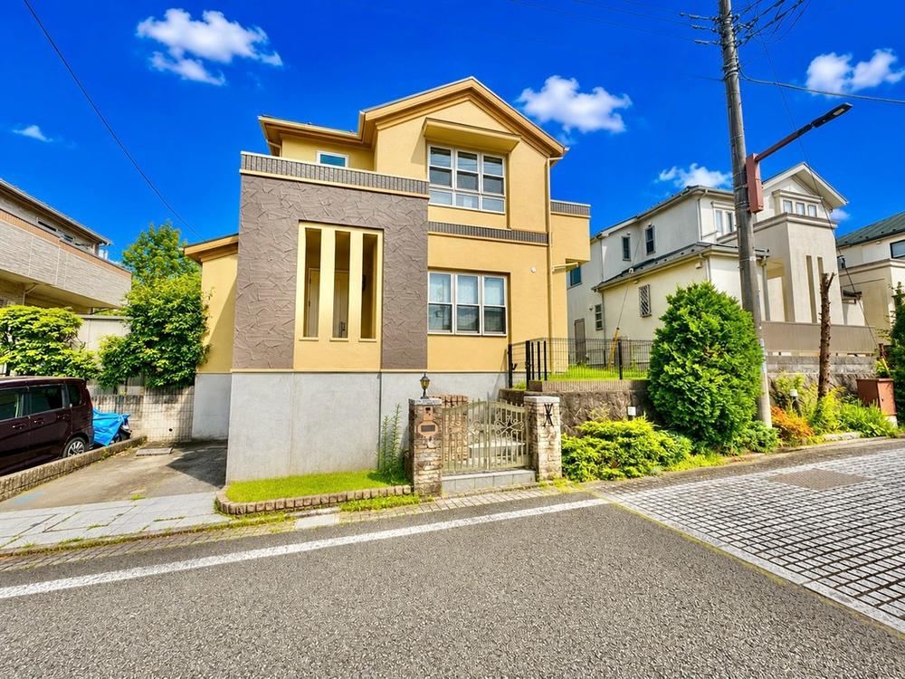 3LDK house in Hachioji, Tokyo - Photo 1