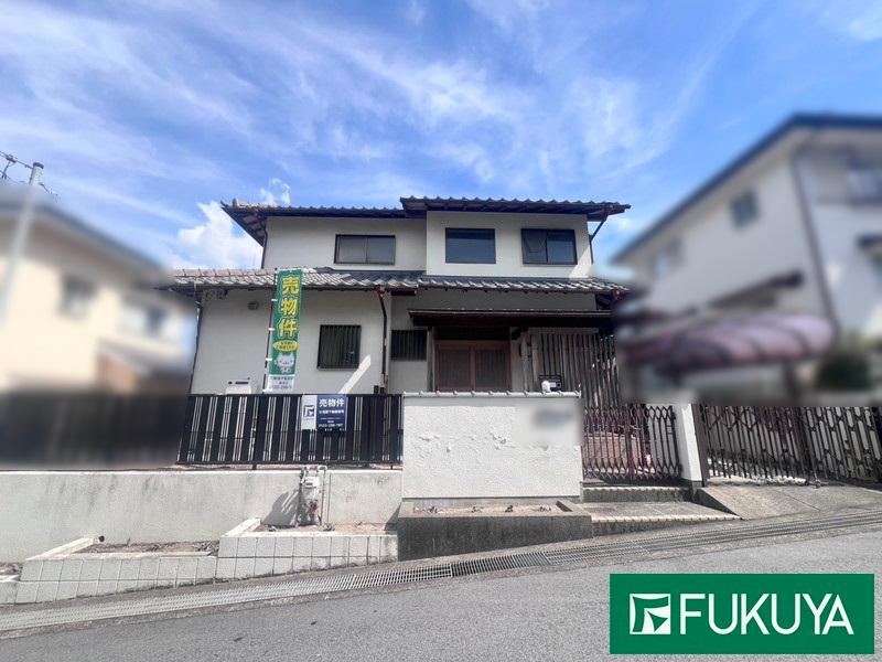 5DK house in Oji, Kitakatsuragi District, Nara - Photo 1