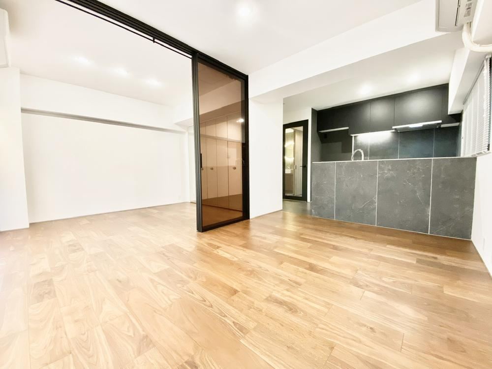 1LDK+S apartment in Shinjuku Ward, Tokyo - Photo 1