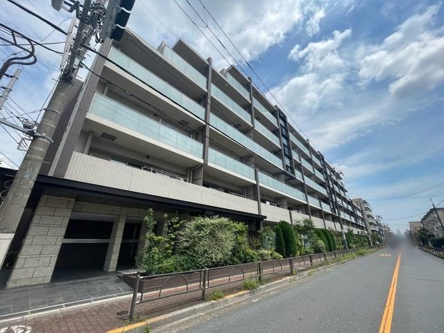 3LDK apartment in Nerima Ward, Tokyo - Photo 1