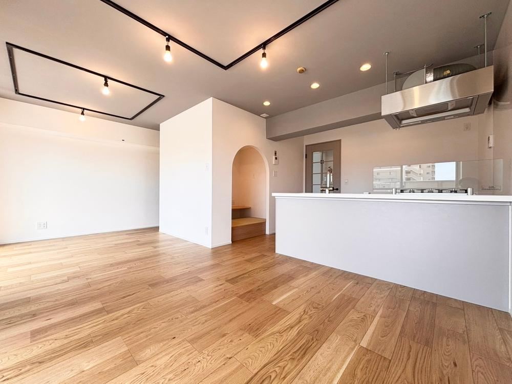 2LDK apartment in Koto Ward, Tokyo - Photo 1