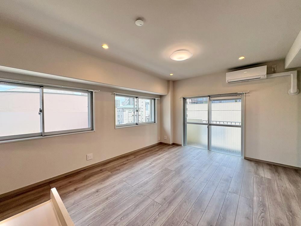 2LDK apartment in Taito Ward, Tokyo - Photo 1