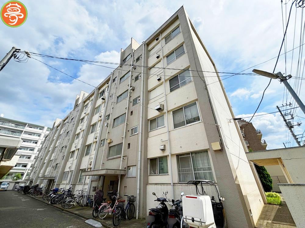 3LDK apartment in Mitaka, Tokyo - Photo 1