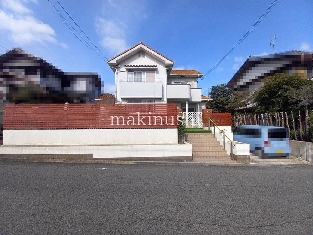 6LDK house in Kawachinagano, Osaka - Photo 1