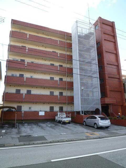 1DK apartment in Kochi, Kochi - Photo 1