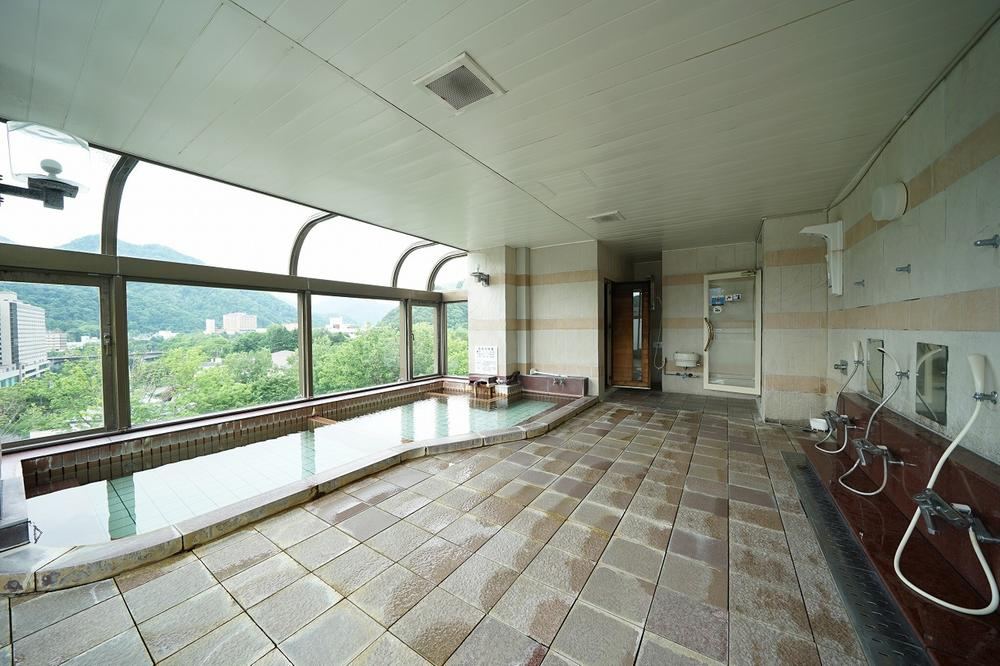 2LDK apartment in Minami Ward, Sapporo, Hokkaido - photo 1