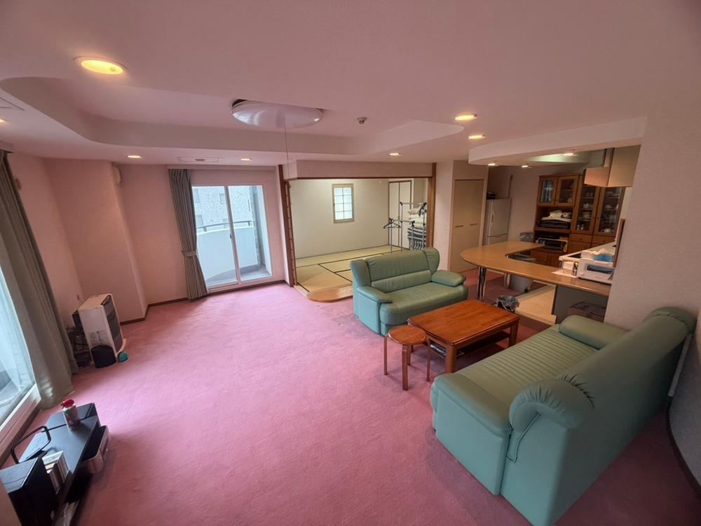 2LDK apartment in Minami Ward, Sapporo, Hokkaido - photo 5