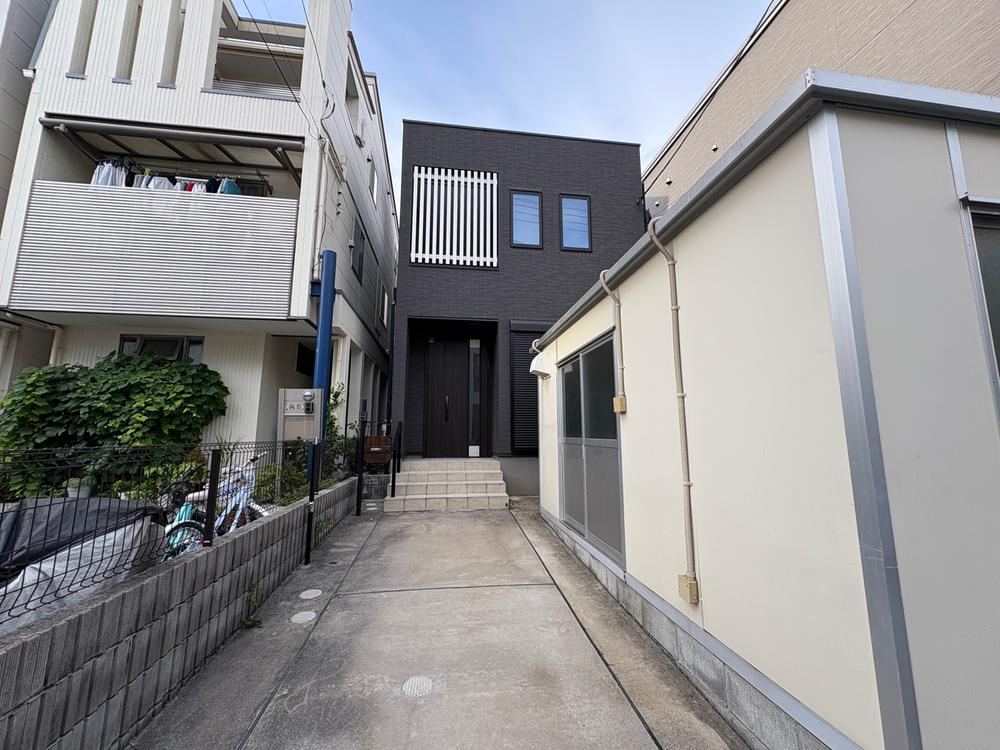 3LDK house in Itabashi Ward, Tokyo - Photo 1