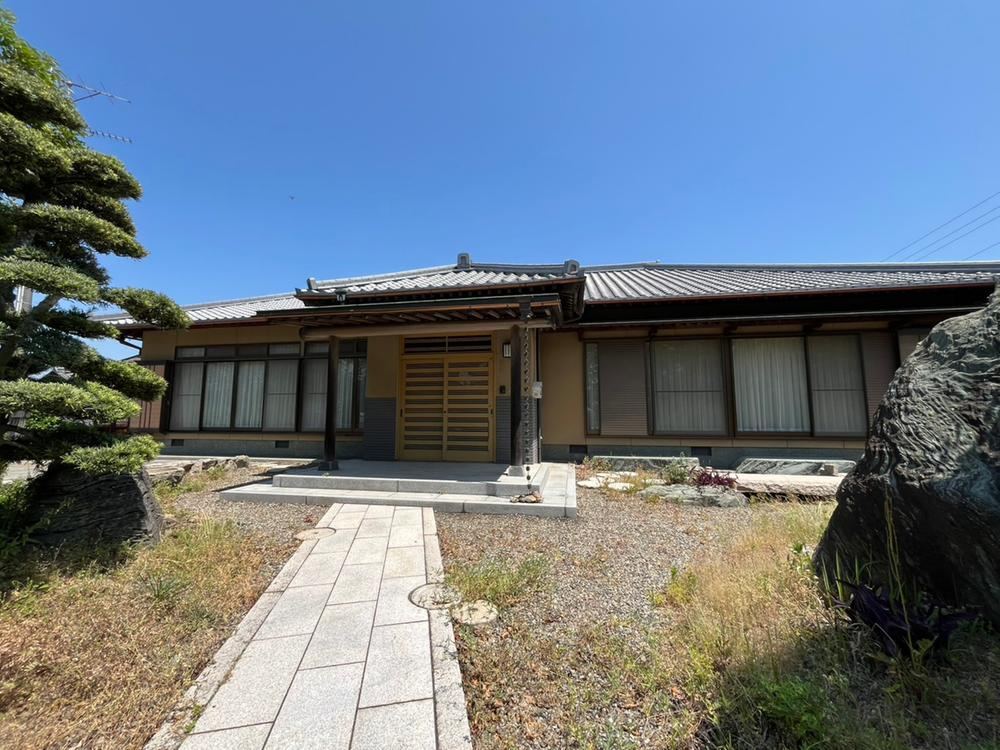 5LDK+S house in Saijo, Ehime - Photo 1