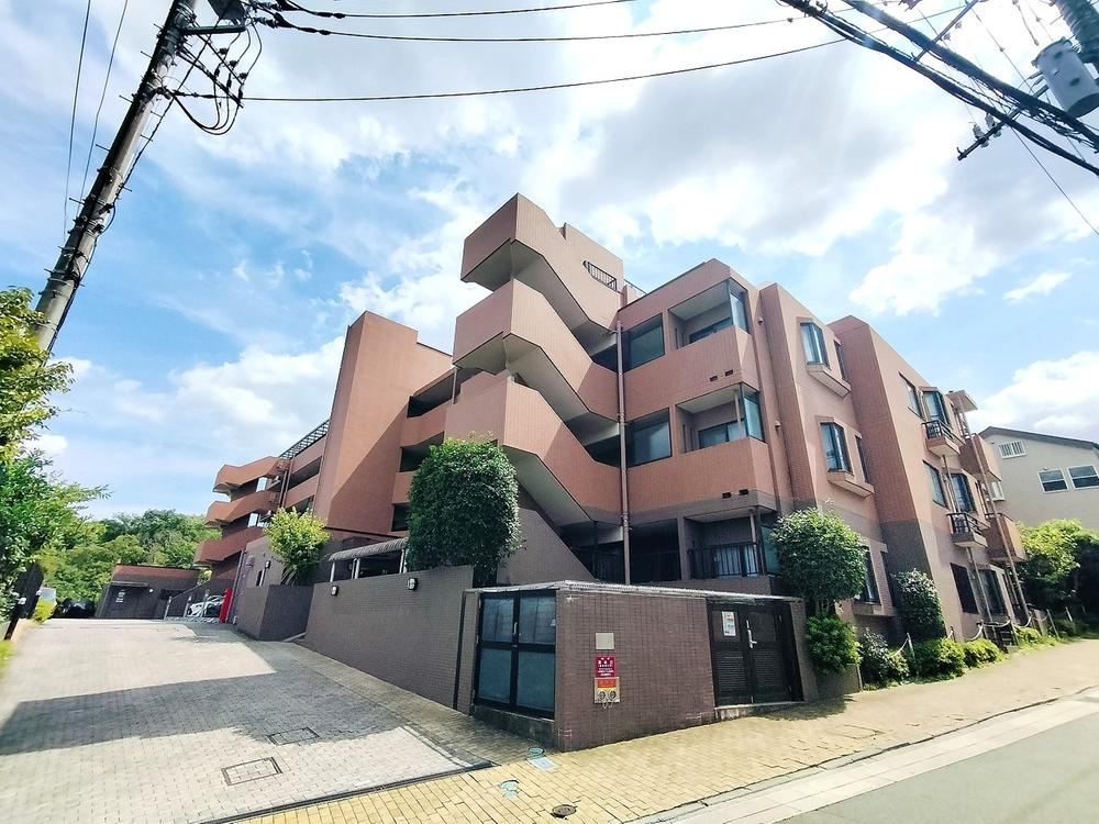 3LDK apartment in Tama Ward, Kawasaki, Kanagawa - Photo 1
