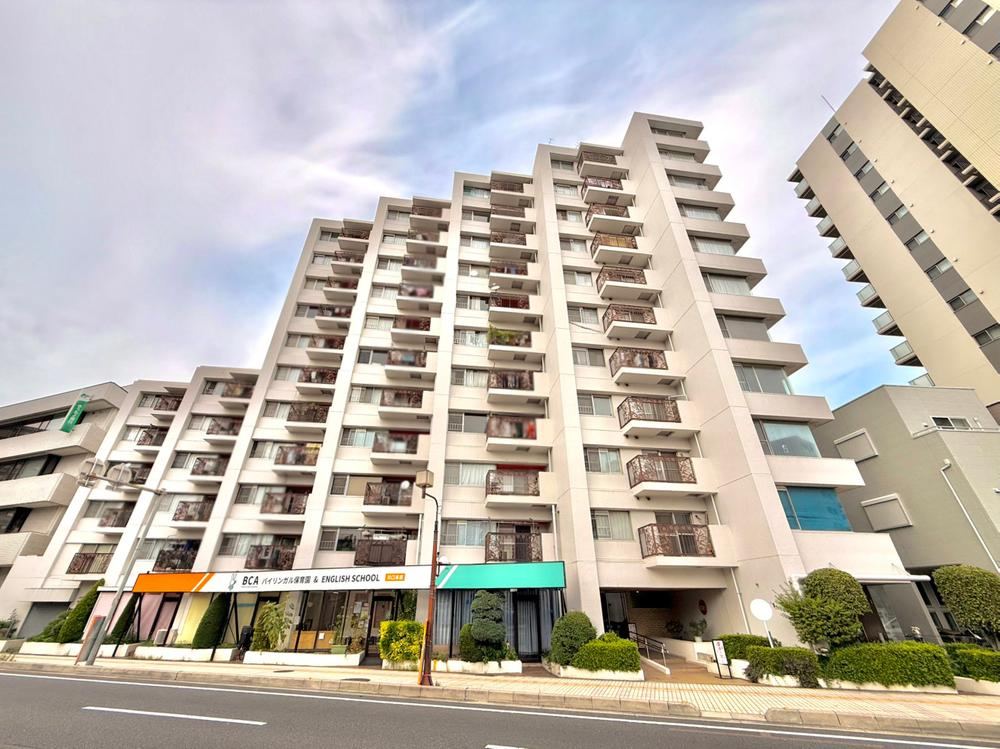 2LDK apartment in Kawaguchi, Saitama - Photo 1