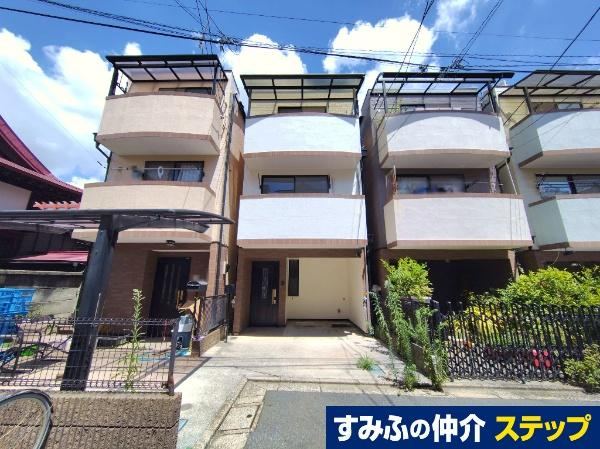 3LDK house in Shinjuku Ward, Tokyo - Photo 1