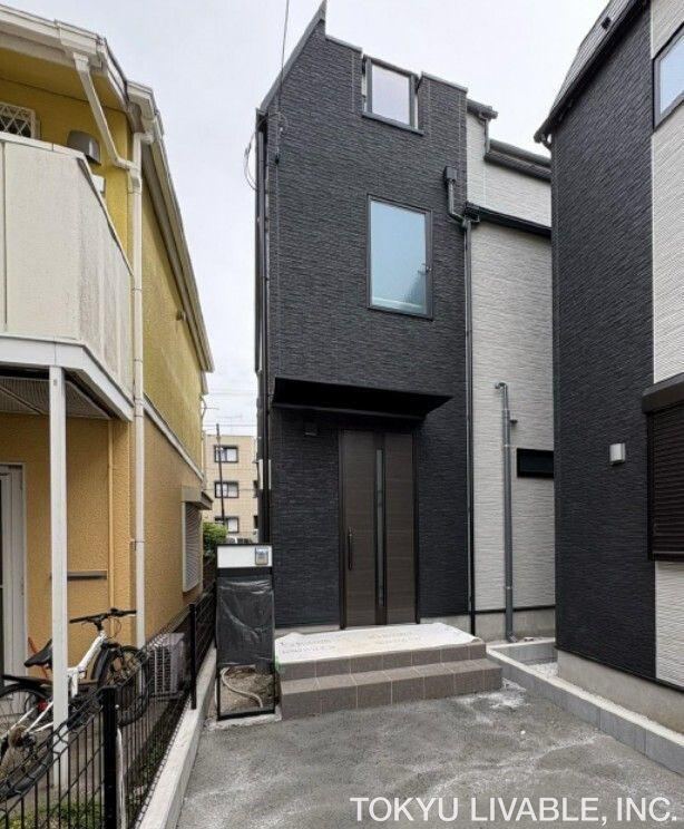 3LDK+S house in Nakano Ward, Tokyo - Photo 1