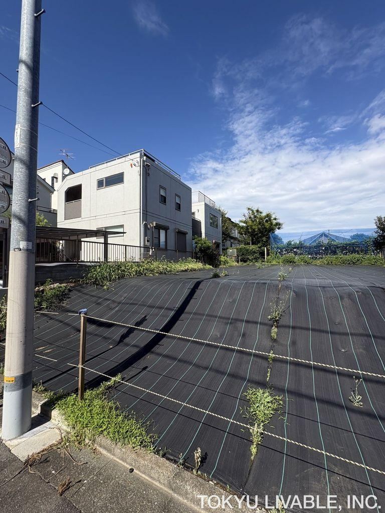 136 m² land in Meguro Ward, Tokyo - Photo 1