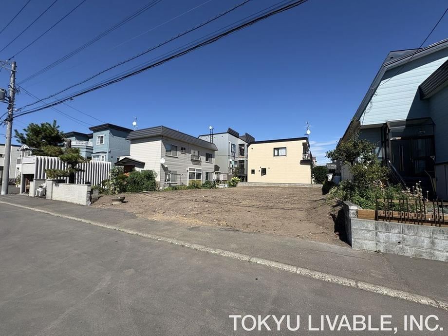 209 m² land in Higashi Ward, Sapporo, Hokkaido - Photo 1