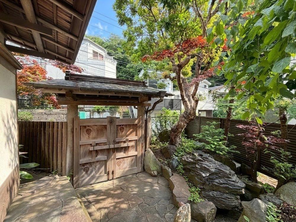 7LDK+S house in Kamakura, Kanagawa - Photo 1