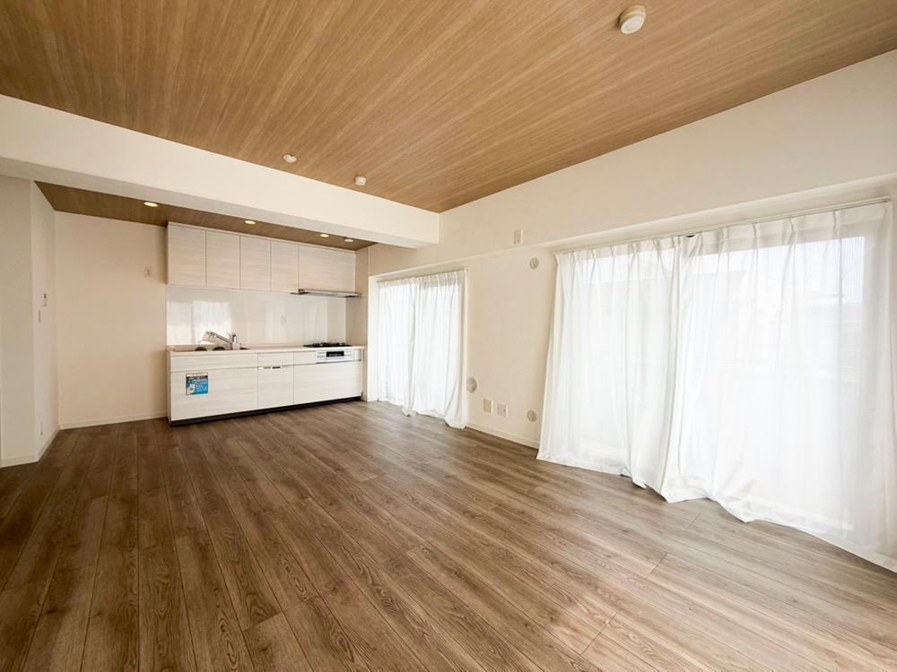 1LDK+S apartment in Nishi Ward, Yokohama, Kanagawa - Photo 1