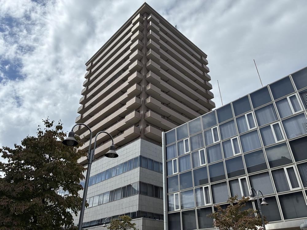 3LDK apartment in Kita Ward, Saitama - Photo 1
