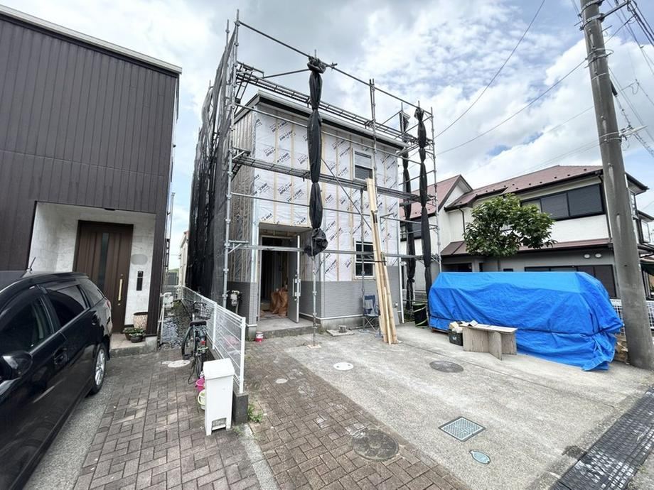 3LDK house in Fujisawa, Kanagawa - Photo 1