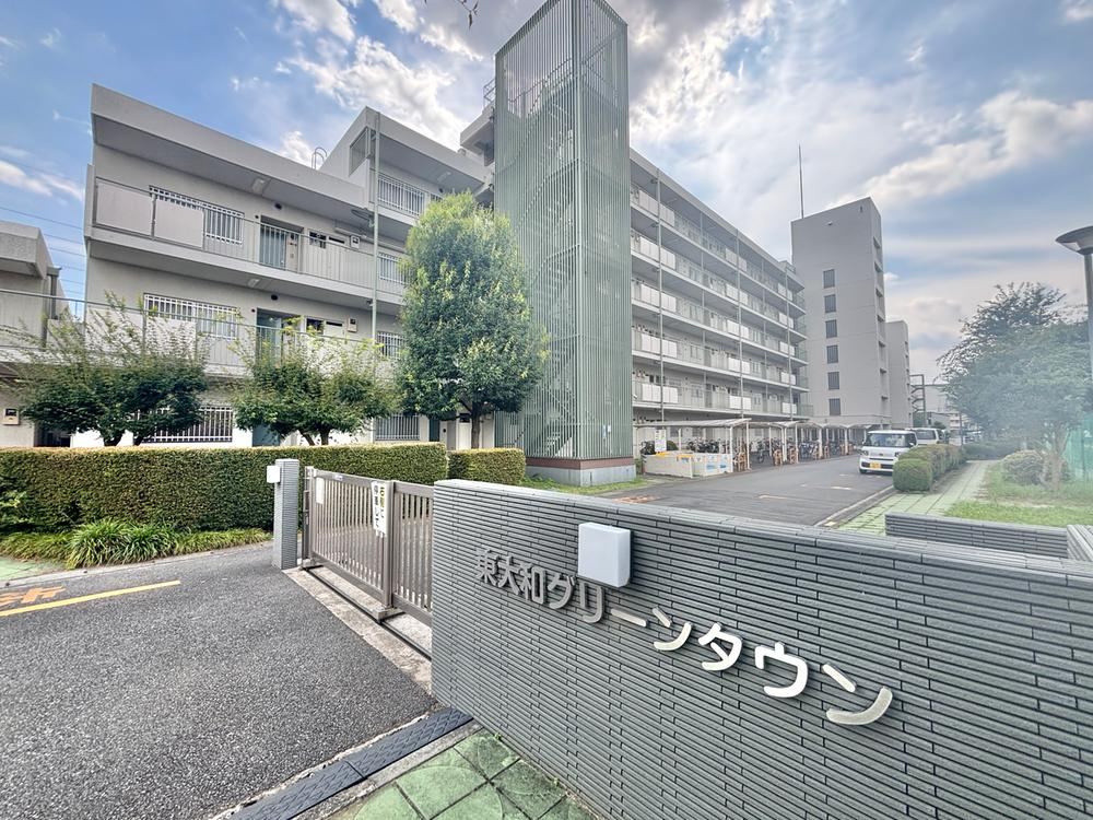 2LDK apartment in Higashiyamato, Tokyo - Photo 1