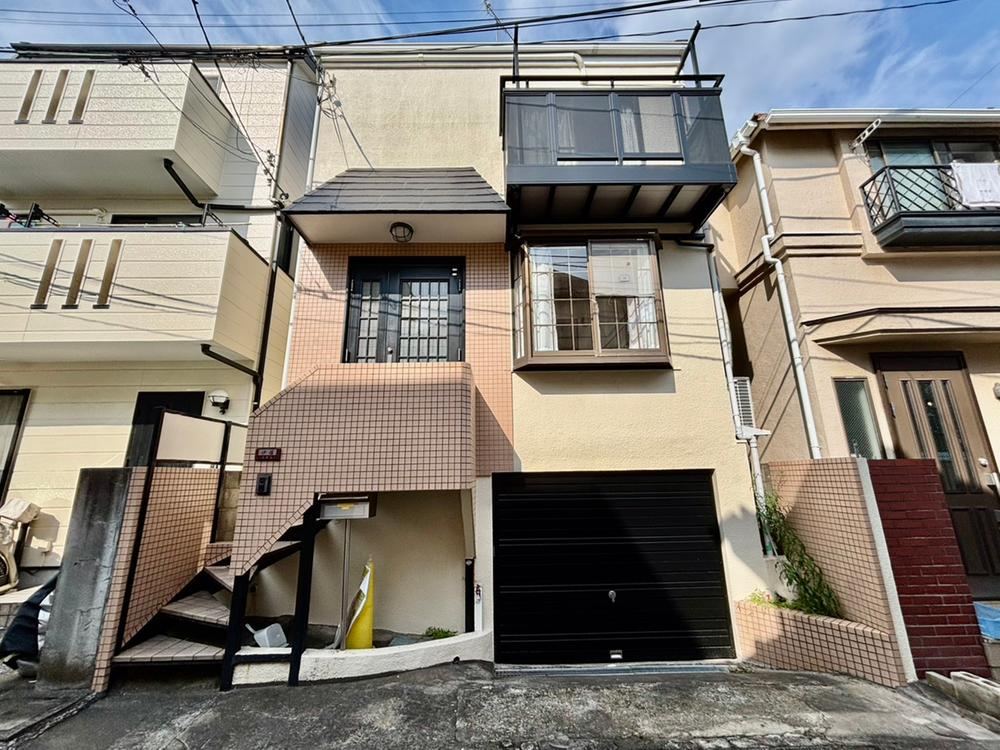 3DK house in Chofu, Tokyo - Photo 1
