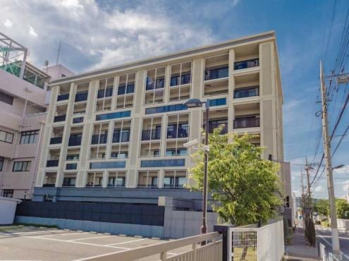 3LDK+S apartment in Itabashi Ward, Tokyo - Photo 1