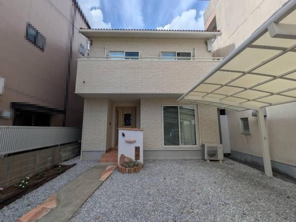 4LDK house in Kochi, Kochi - Photo 1