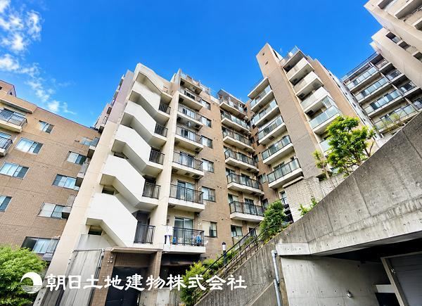 4LDK apartment in Hodogaya Ward, Yokohama, Kanagawa - Photo 1