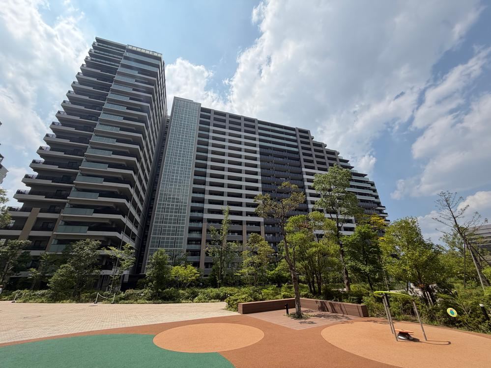 2LDK+S apartment in Kohoku Ward, Yokohama, Kanagawa - Photo 1