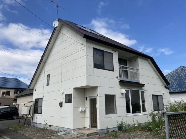 4LDK+S house in Obihiro, Hokkaido - Photo 1