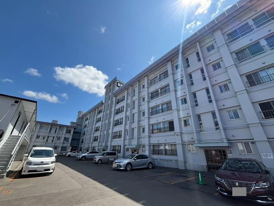 3LDK apartment in Asahikawa, Hokkaido - Photo 1