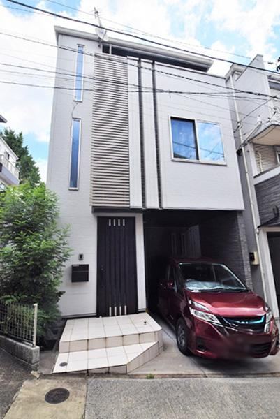 2LDK+S house in Toshima Ward, Tokyo - Photo 1